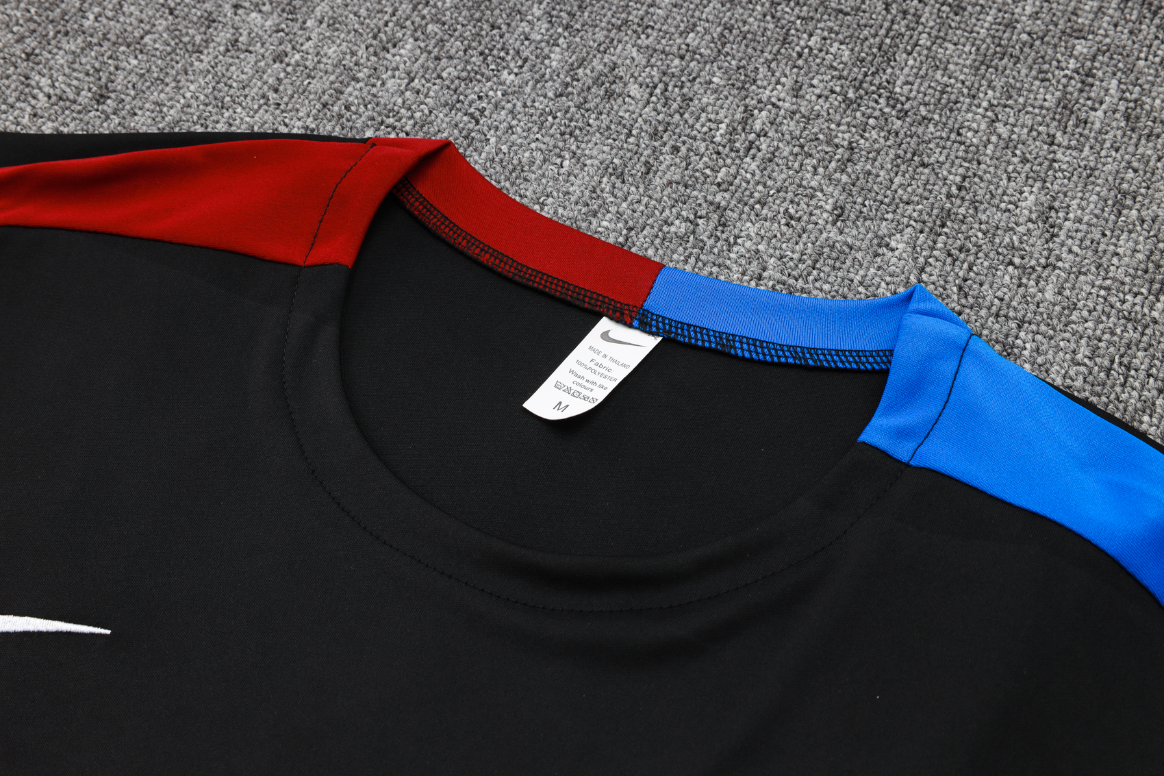 Barcelona Short Sleeve Track Suit 2024/25 MEN534