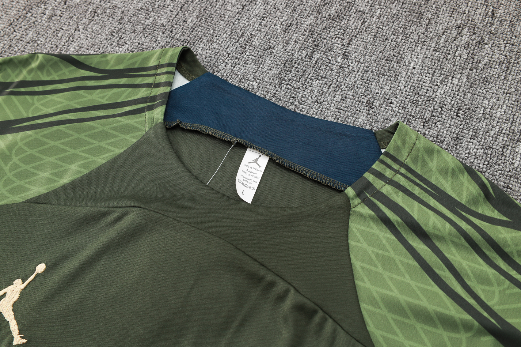 Paris Saint-Germain Short Sleeve Track Suit 2024/25 MEN527