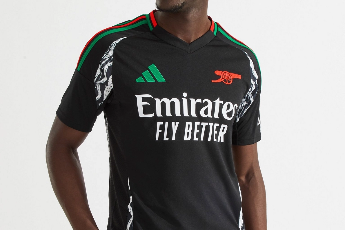 Arsenal 24/25 Away Shirt