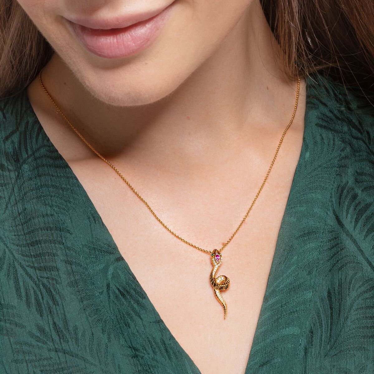 Necklace snake gold