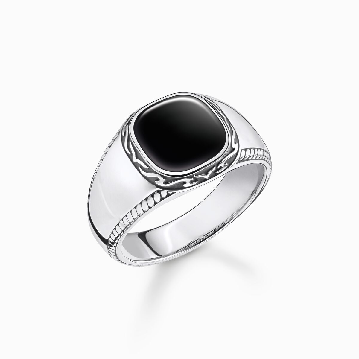 Ring black