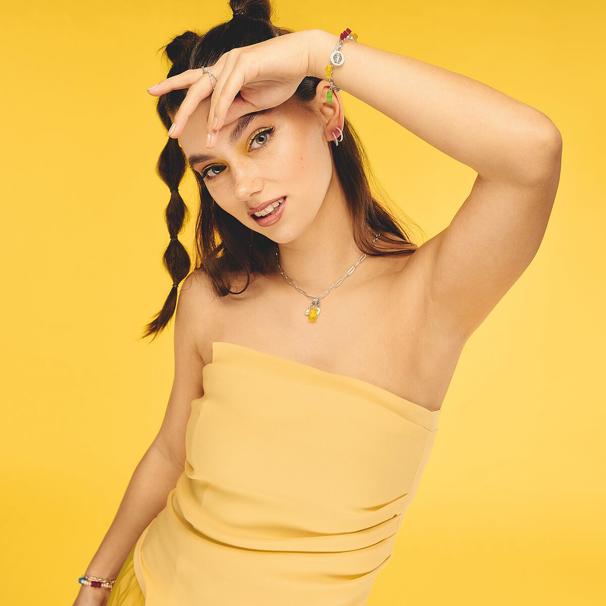 HARIBO LOOK YELLOW