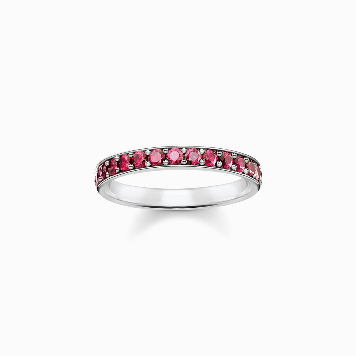 Ring red stones