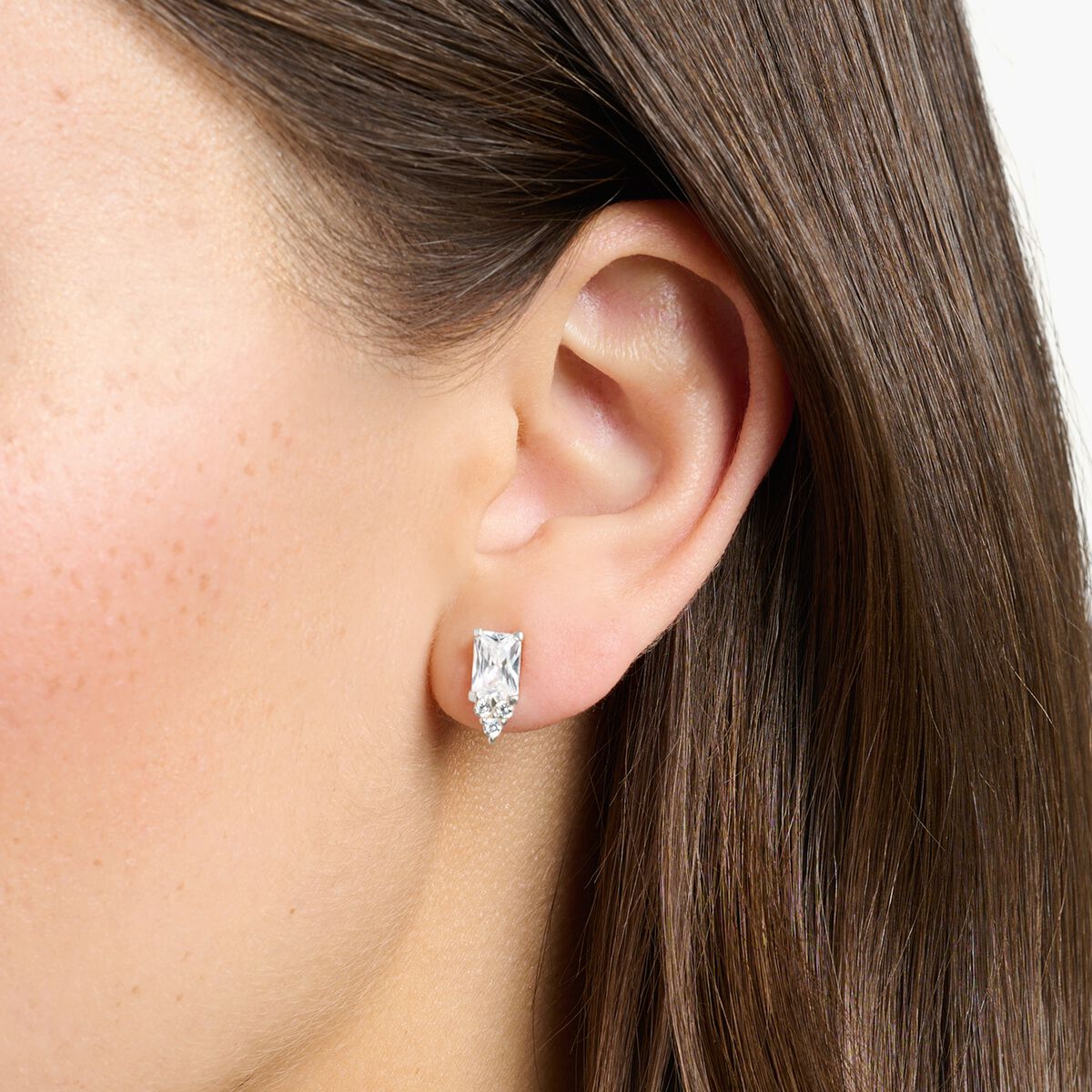 Ear studs white stone silver