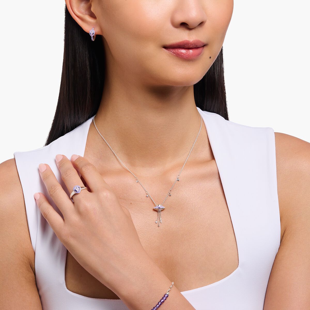 Necklace with star pendants and a ufo silver