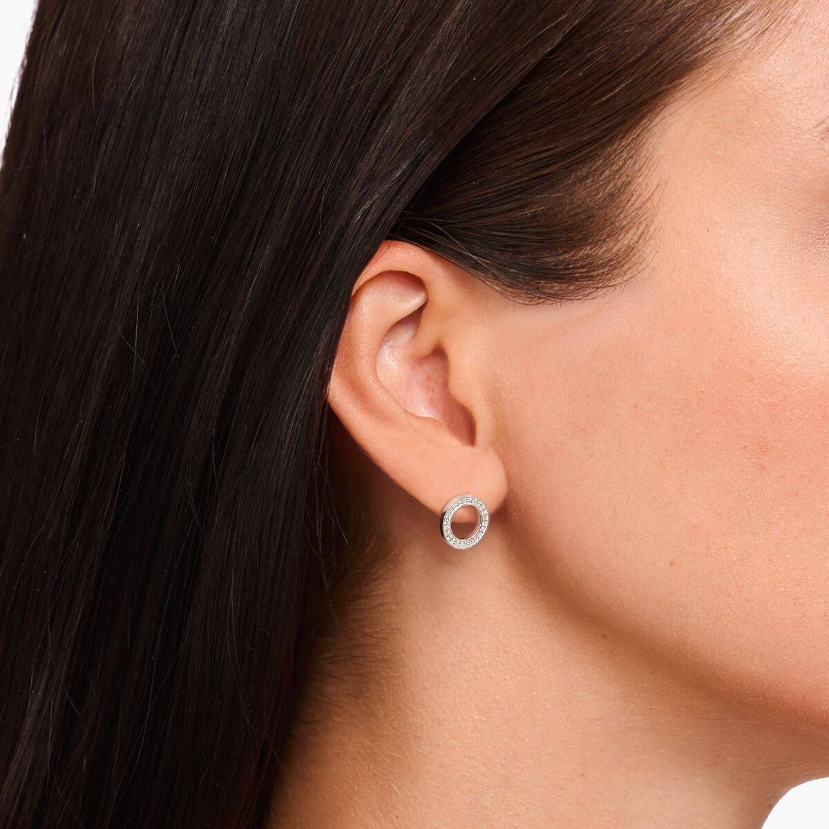 Ear studs large circles