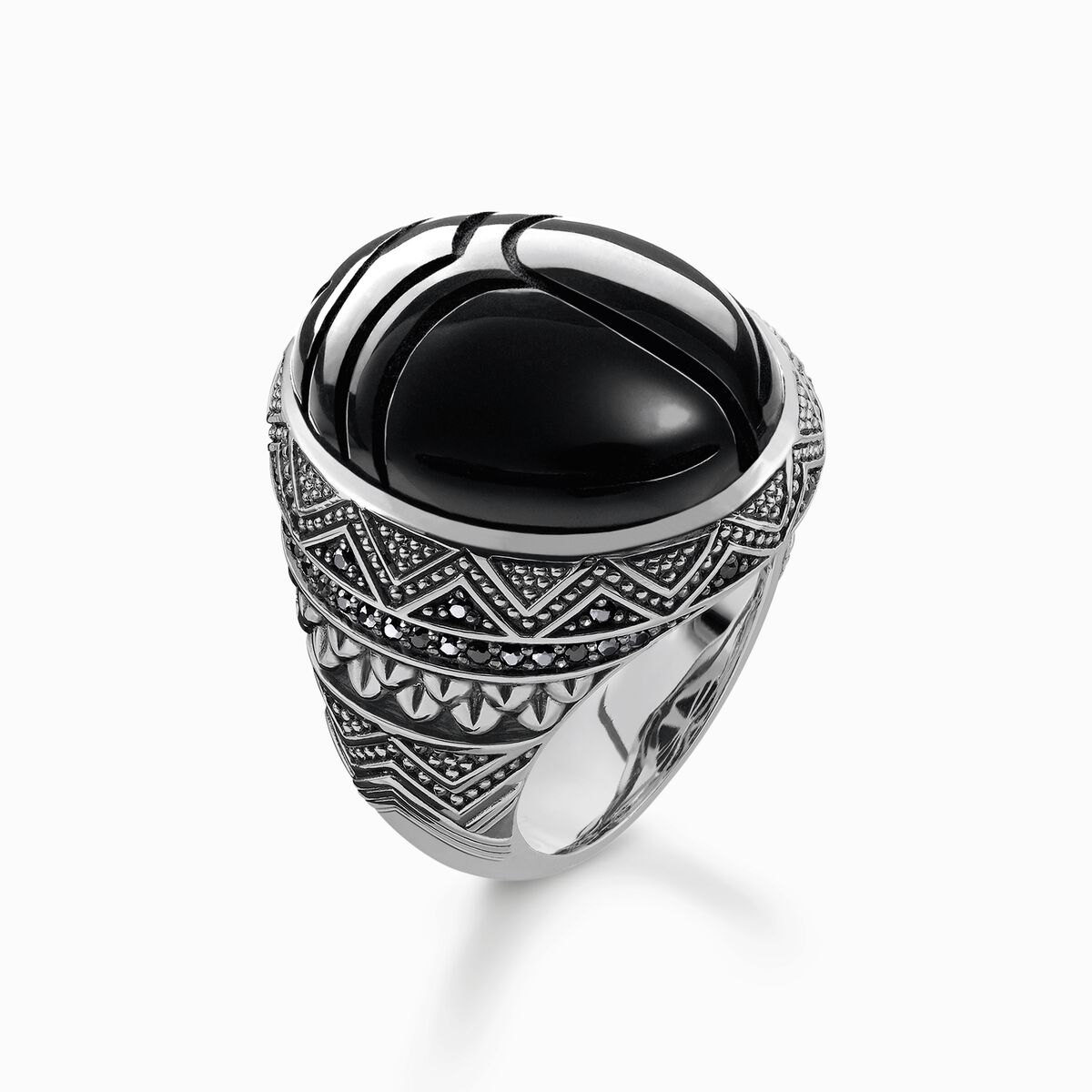 Ring black scarab