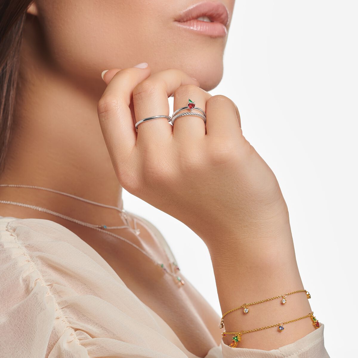 Ring strawberry silver