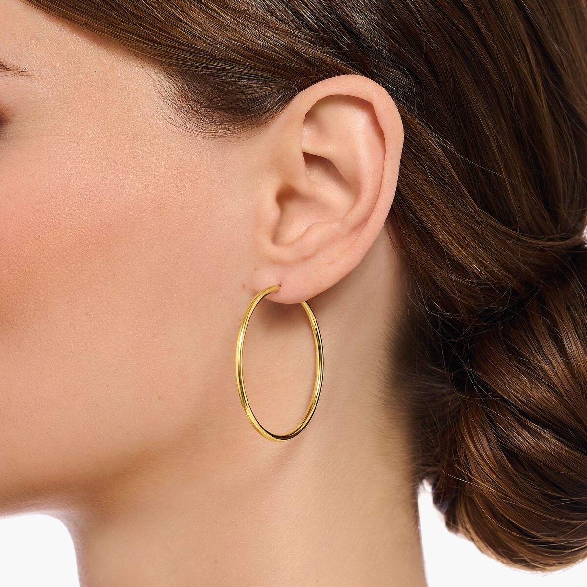 Gold-plated medium hoop earrings