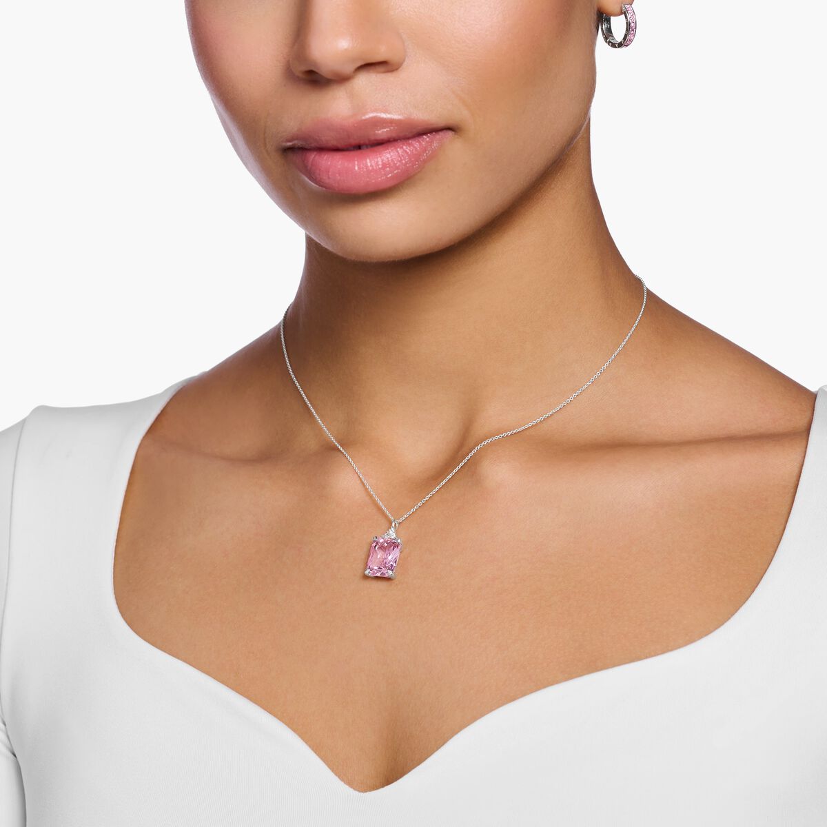 Necklace with pink and white stones silver