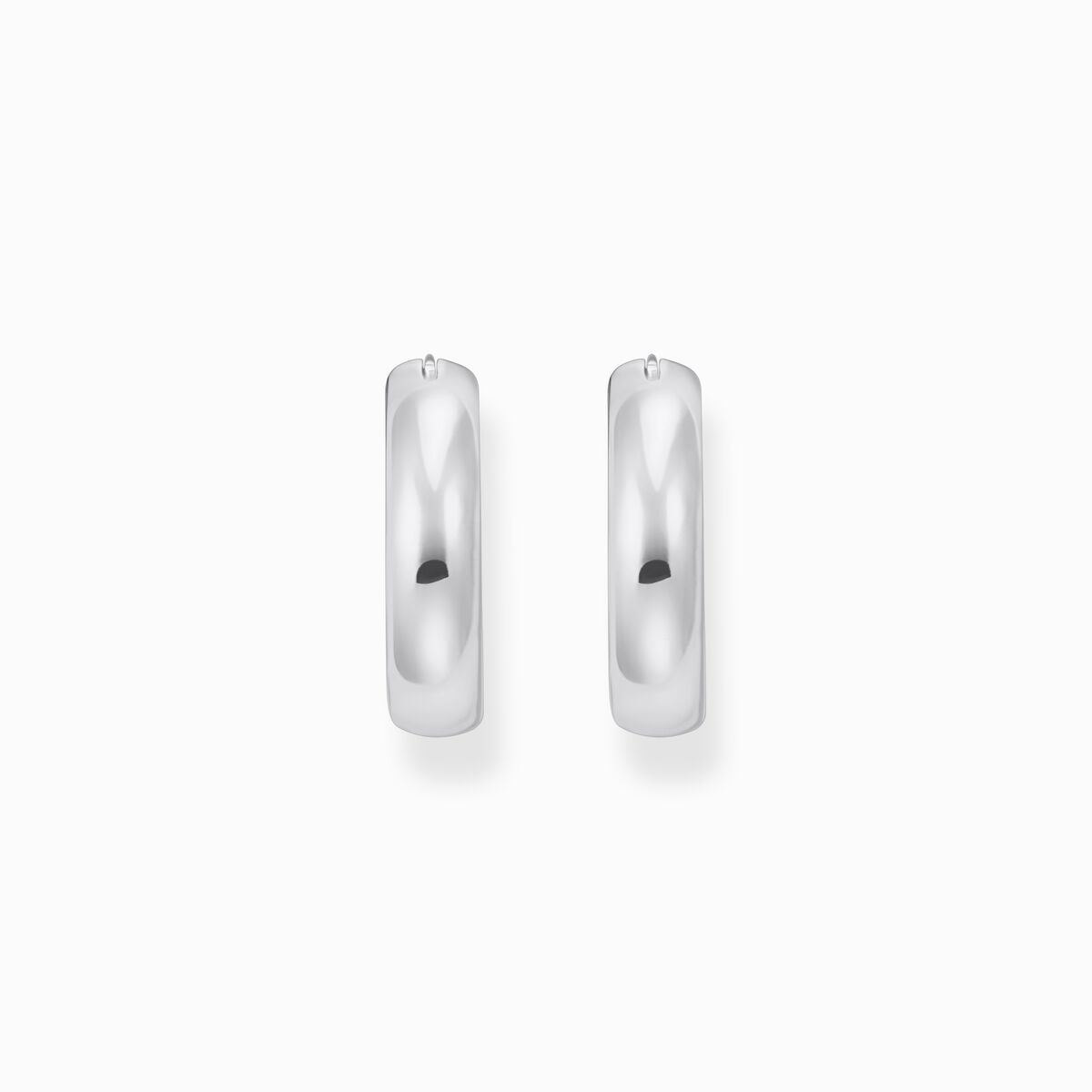 Silver medium-sized hoop earrings in chunky design