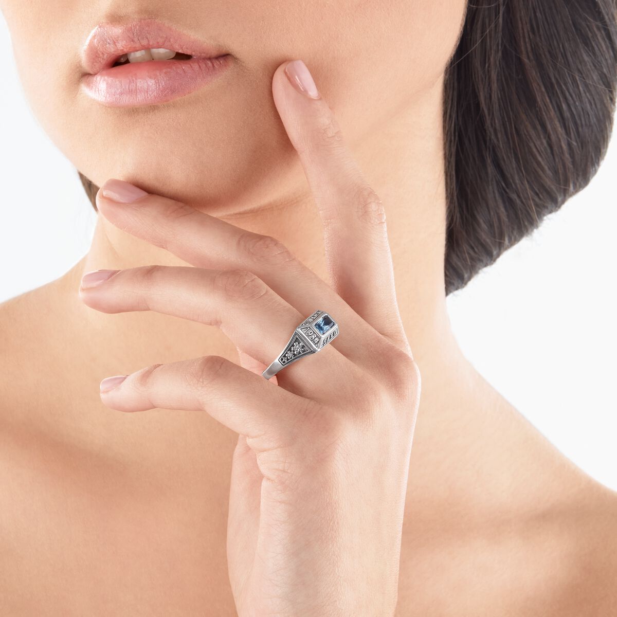 Ring college ring blue stone