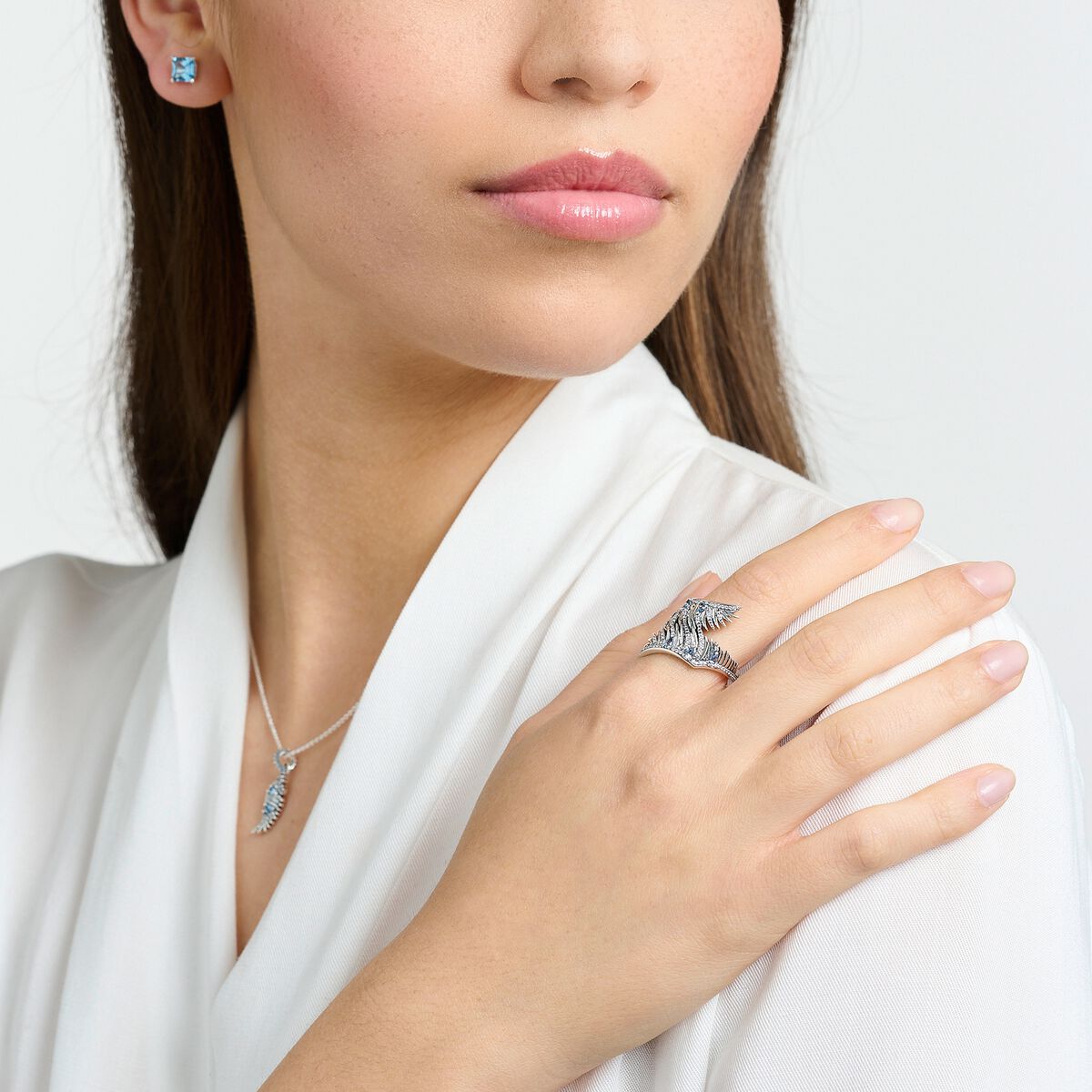 Ring phoenix wing with blue stones silver