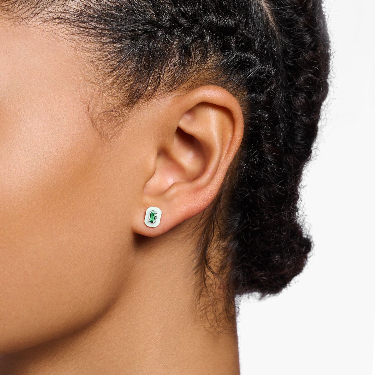 Ear studs with green stone silver
