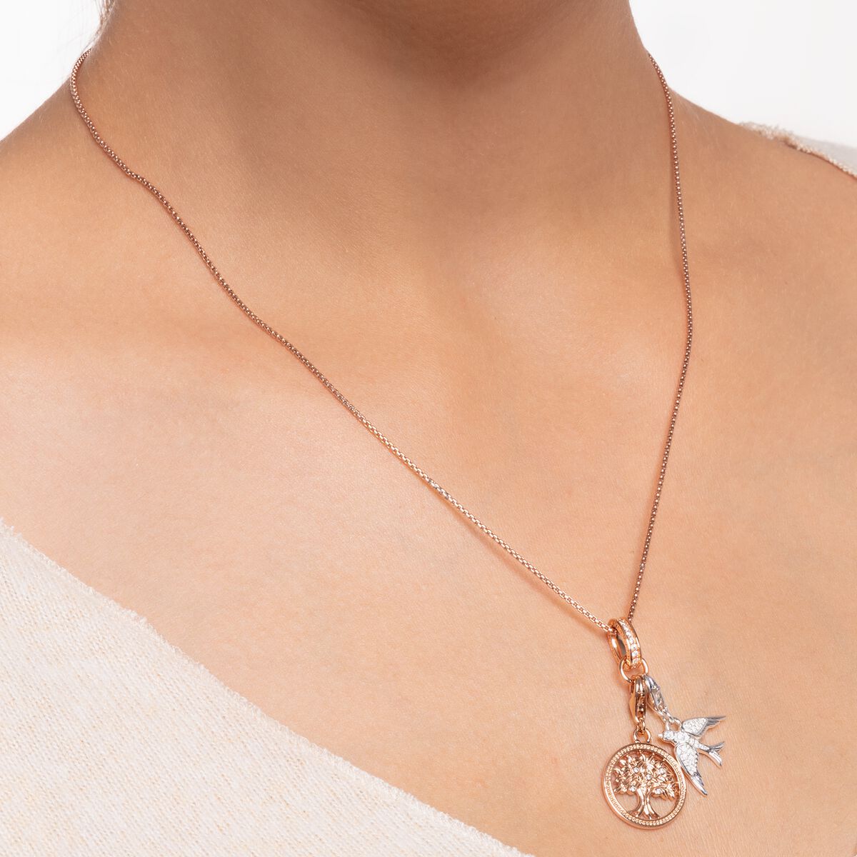 Charm pendant bird