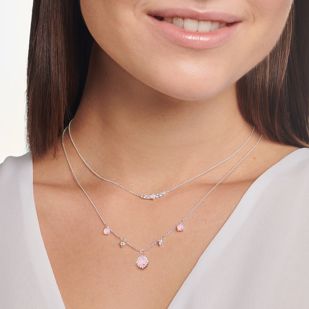 Necklace vintage shimmering pink opal-coloured stone