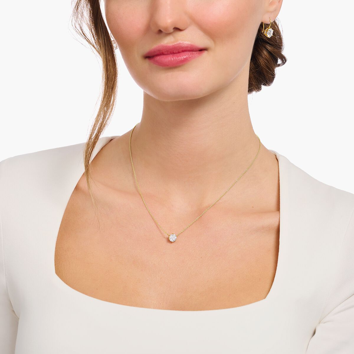 Gold-plated necklace with white zirconia pendant