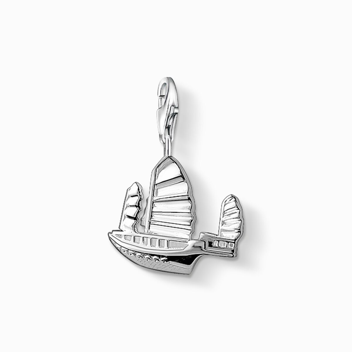 Charm pendant junk