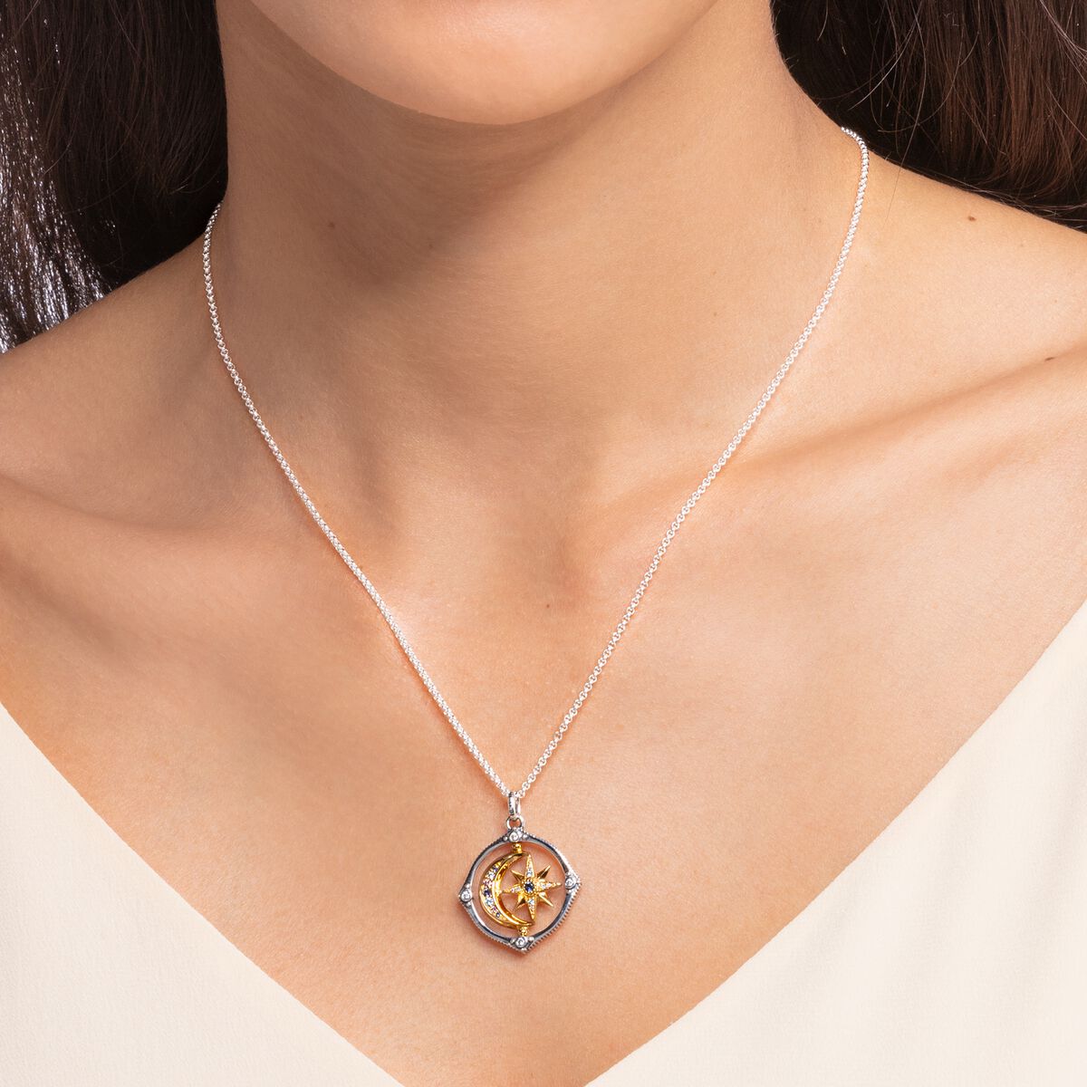 Necklace star and moon gold