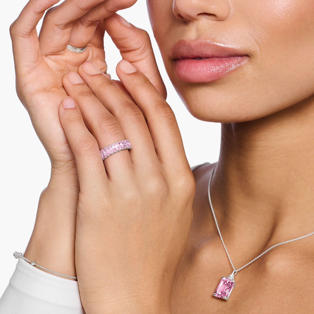 Ring with pink stones pavé silver