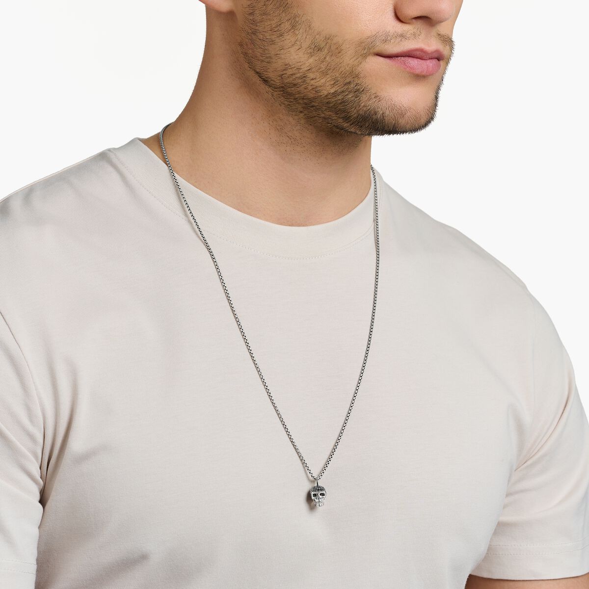 Pendant skull pavé
