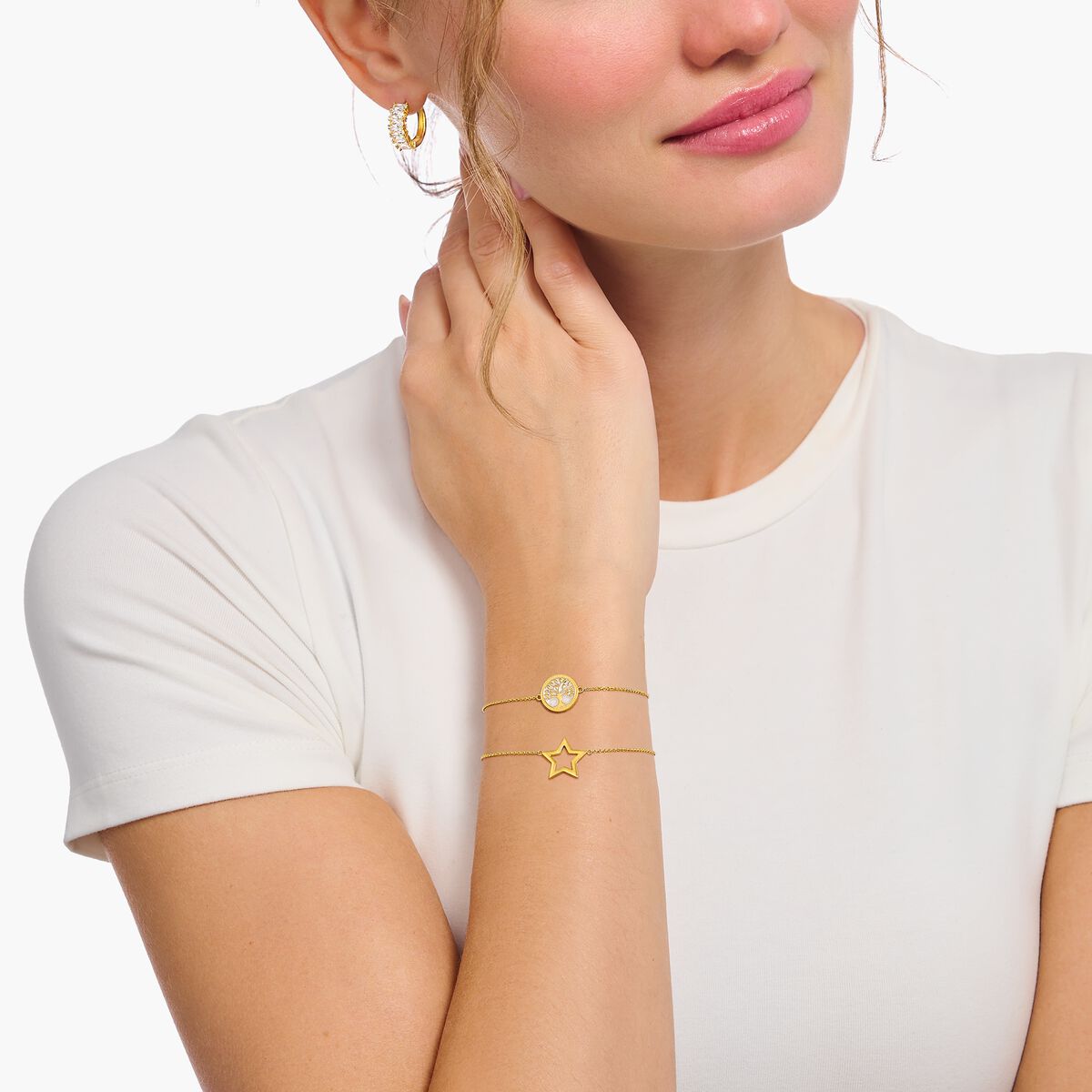 Gold-plated bracelet with star pendant