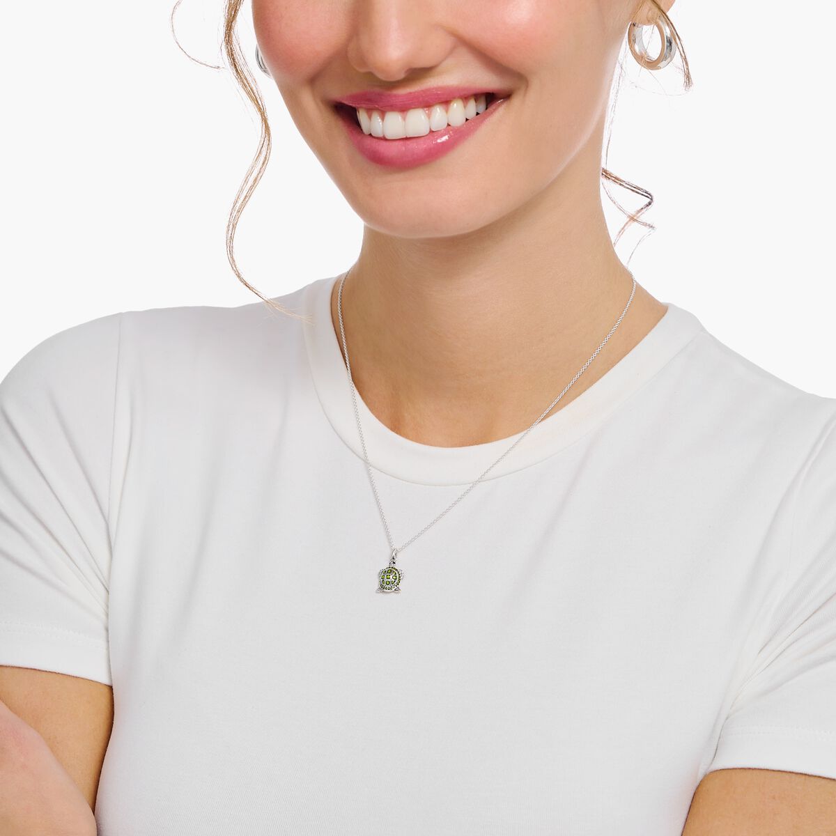 Silver necklace with turtle pendant with cold enamel