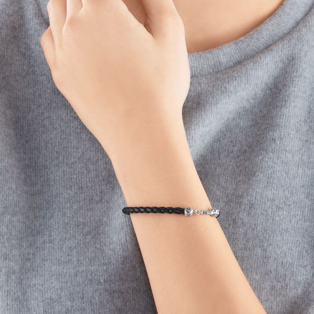 Leather bracelet black