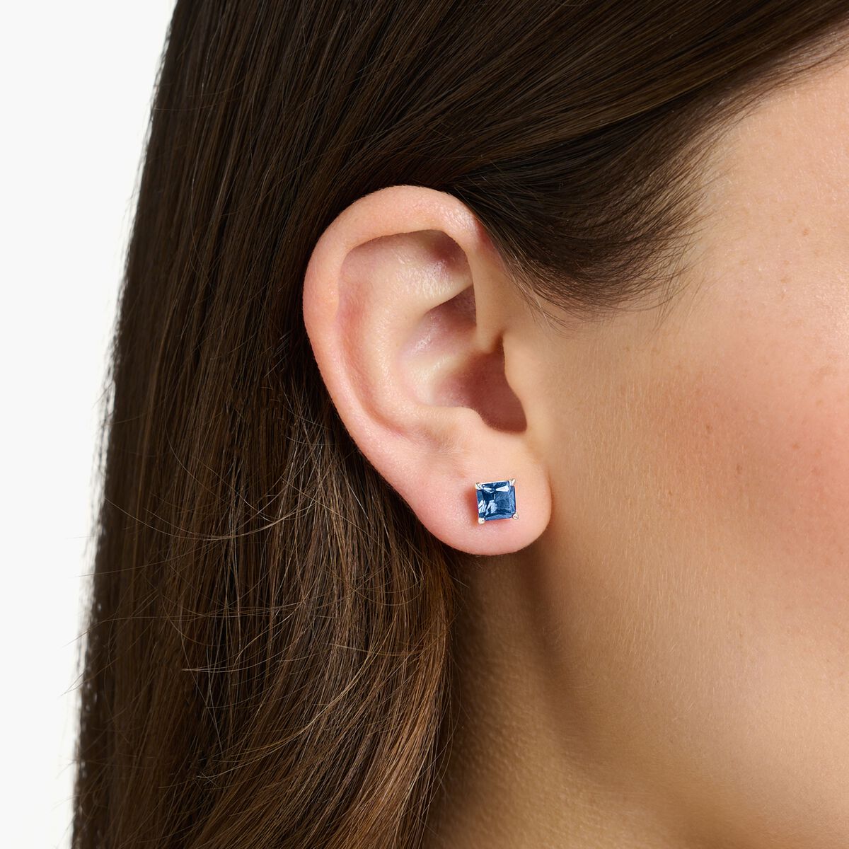 Ear studs with blue stone silver