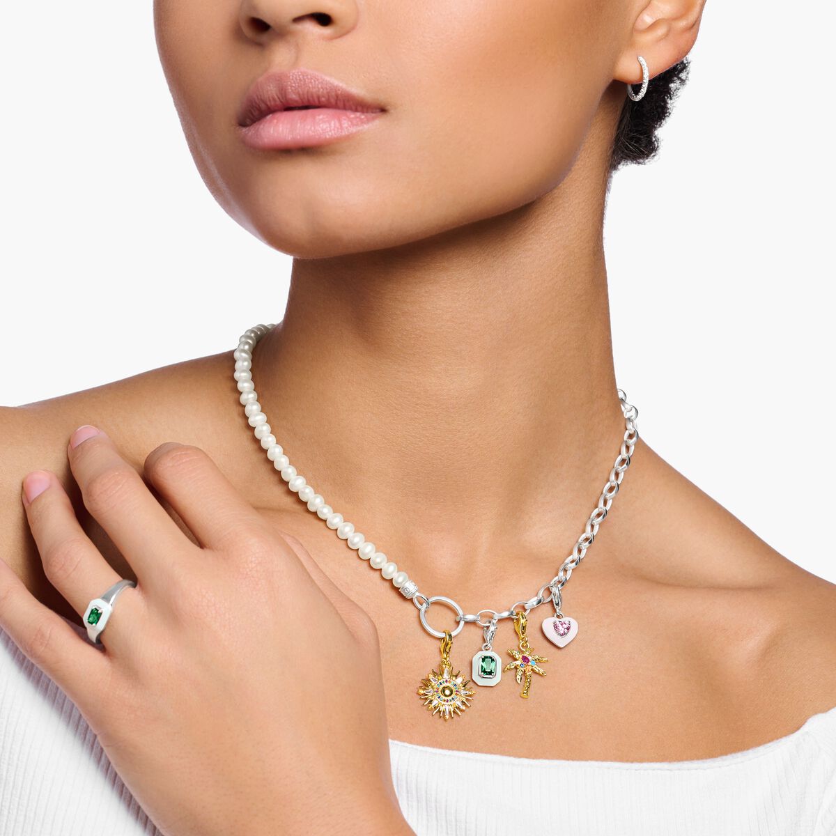 Charm necklace with white pearls silver