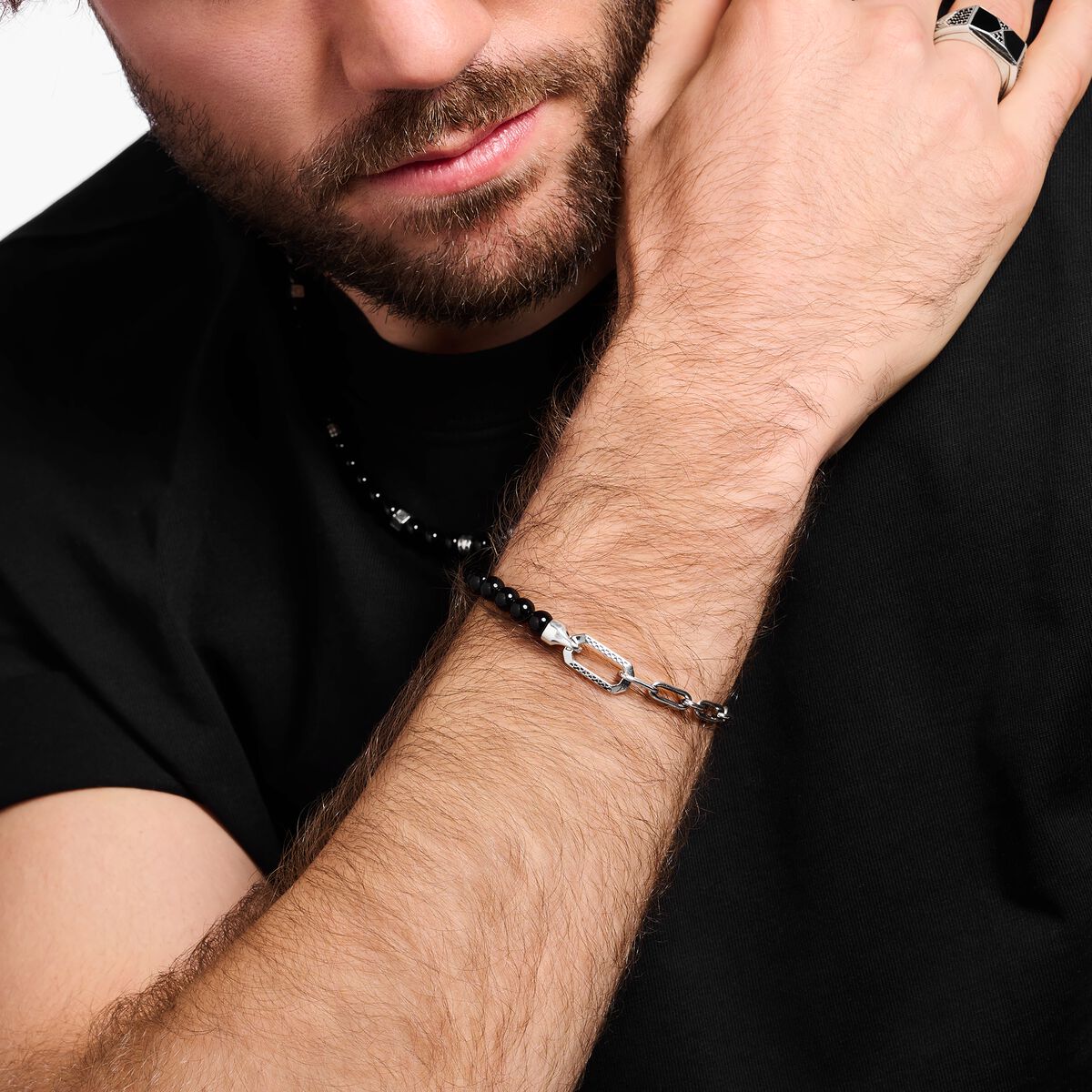 Bracelet with black onyx beads and chain links silver