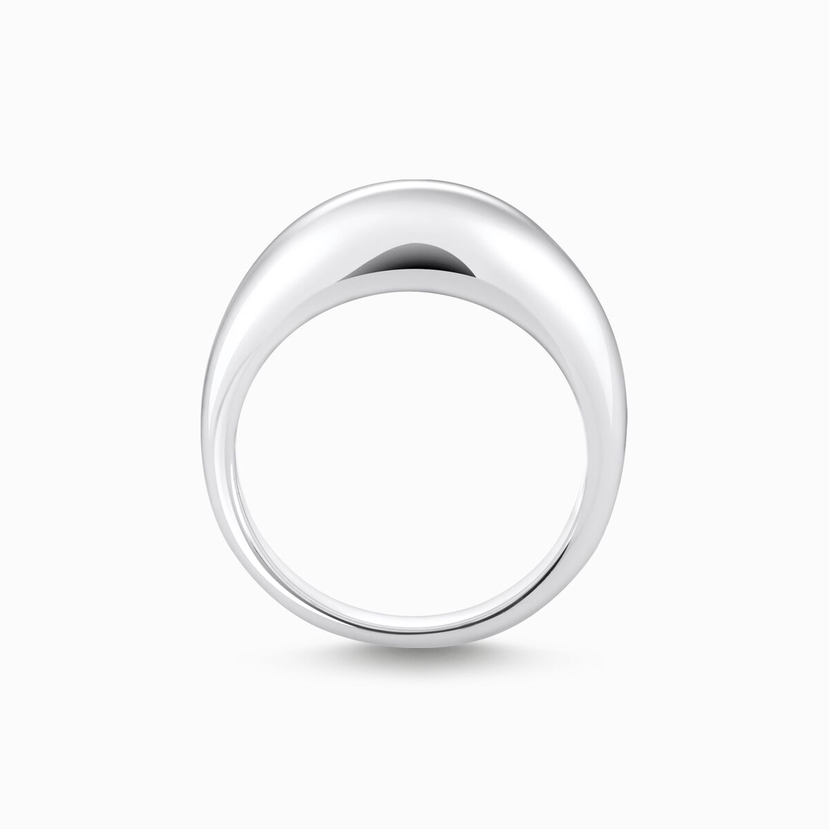 Silver ring in timesless design