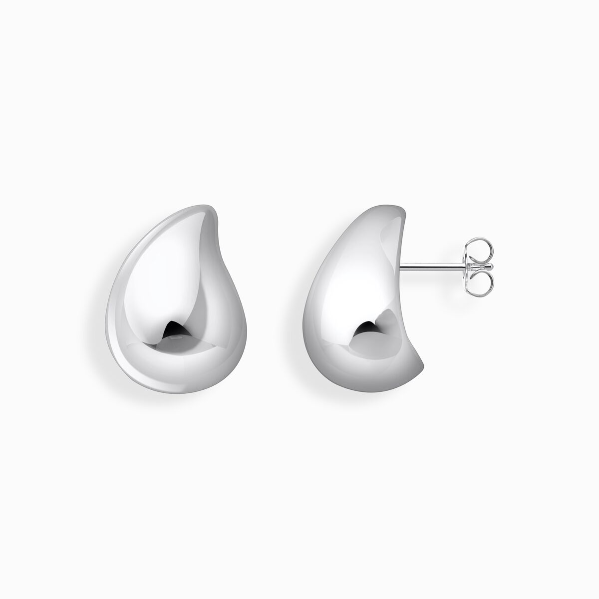 Silver earrings in organic drop-shape