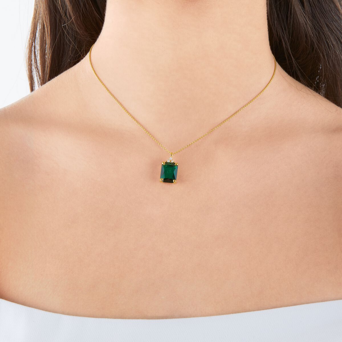 Necklace with green and white stones gold plated