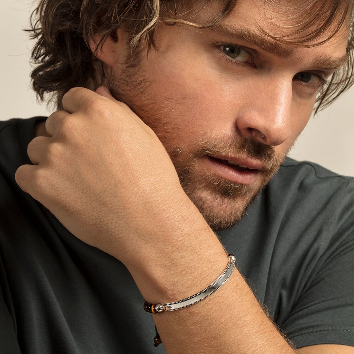 Bracelet brown