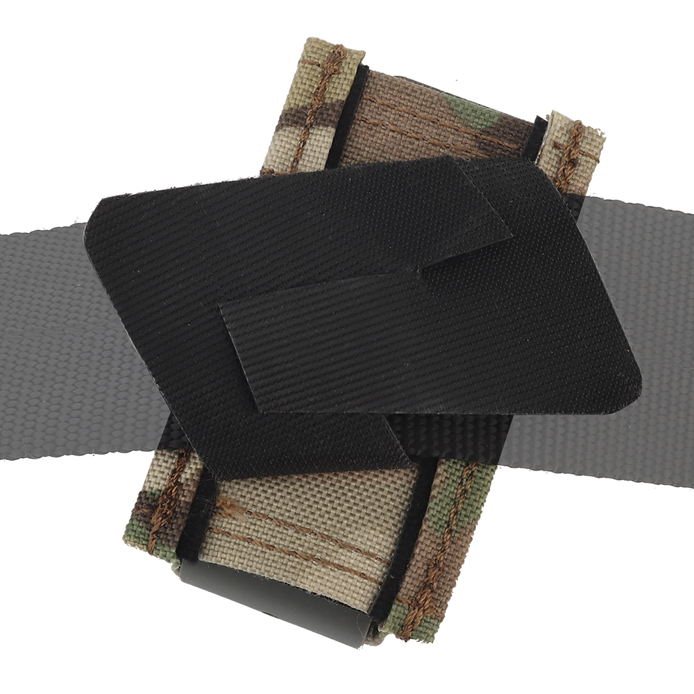 The FAST multi-angle single-link 9MM function package molle system is fixed with Velcro - ortacical