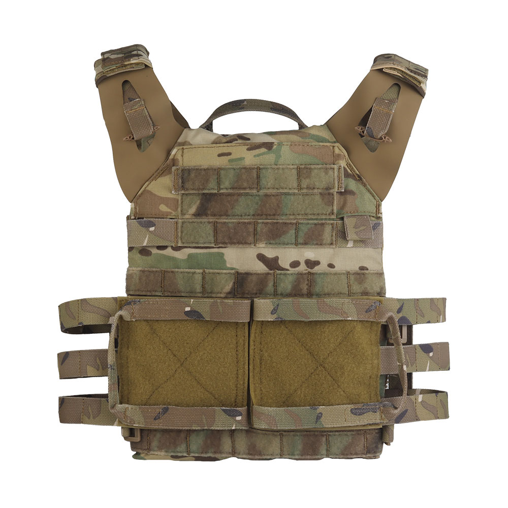 The new JPC2.0 tactical camouflage vest features a quick-release design with multiple external back zippers - ortacical