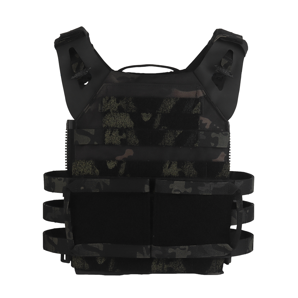 The new JPC2.0 tactical camouflage vest features a quick-release design with multiple external back zippers - ortacical