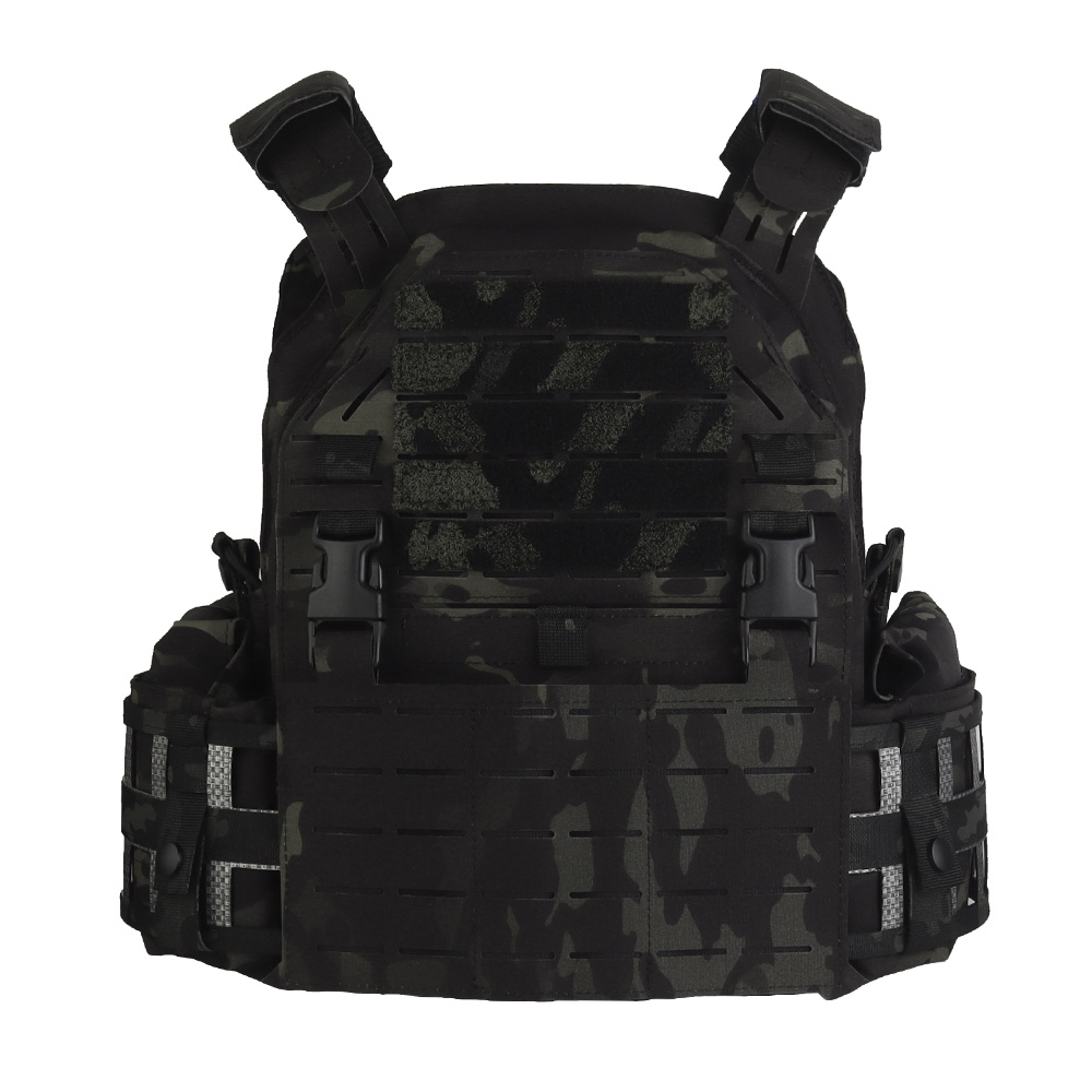 The LG4 outdoor tactical protective equipment vest is multi-functional and can be combined and matched in various ways - ortacical