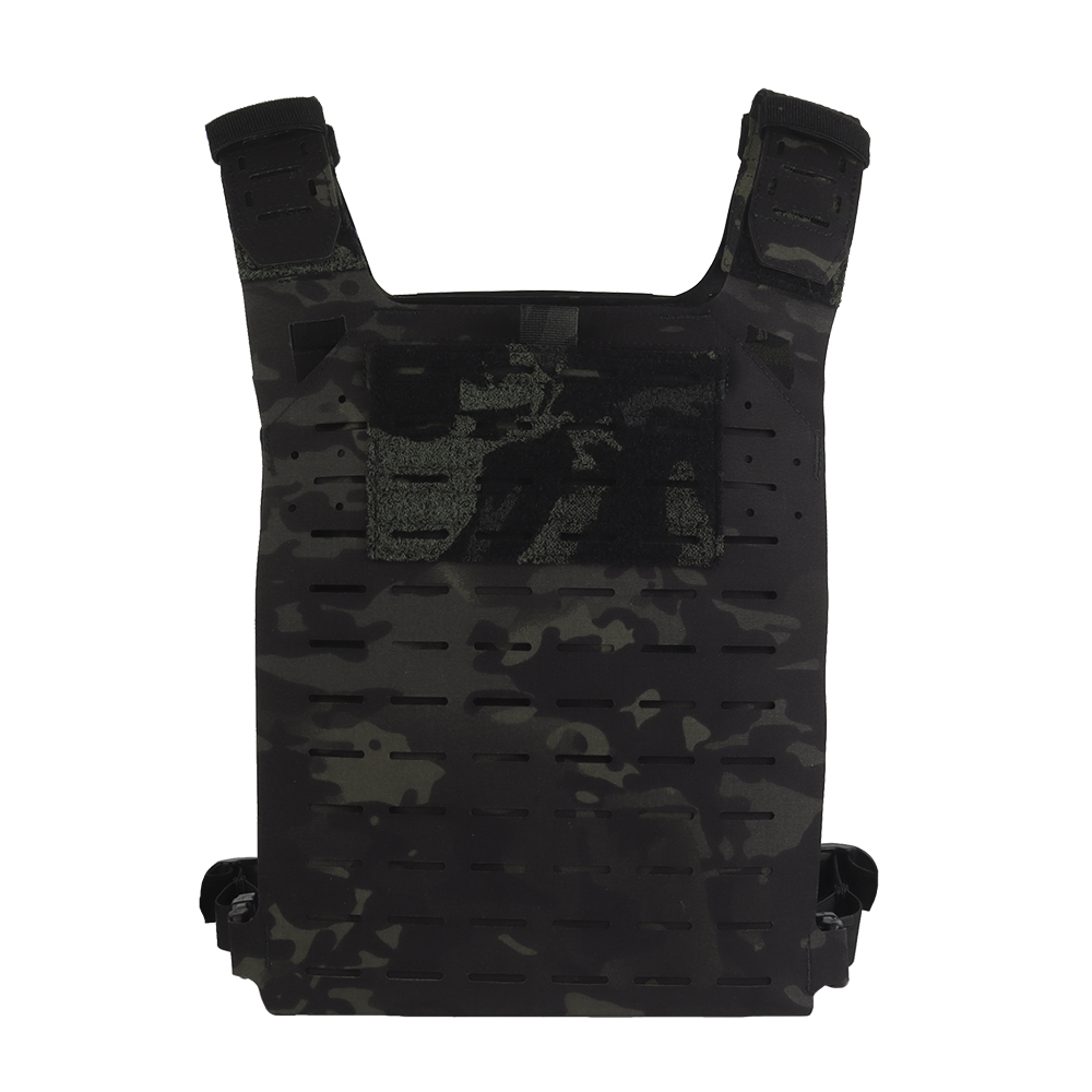 The lightweight SF tactical vest V2 molle comes with a bag containing miscellaneous items - ortacical