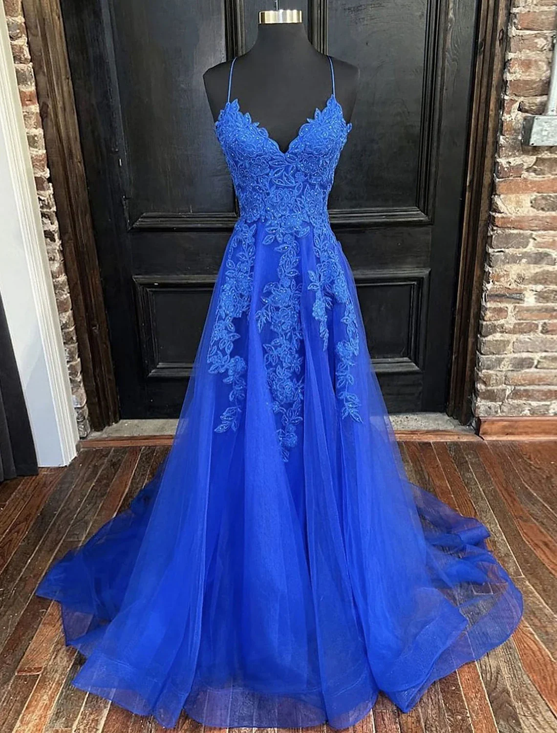 A-Line Prom Dresses Open Back Dress Formal Court Train Sleeveless V Neck Tulle Backless V Back with Beading Appliques - TREBLEV