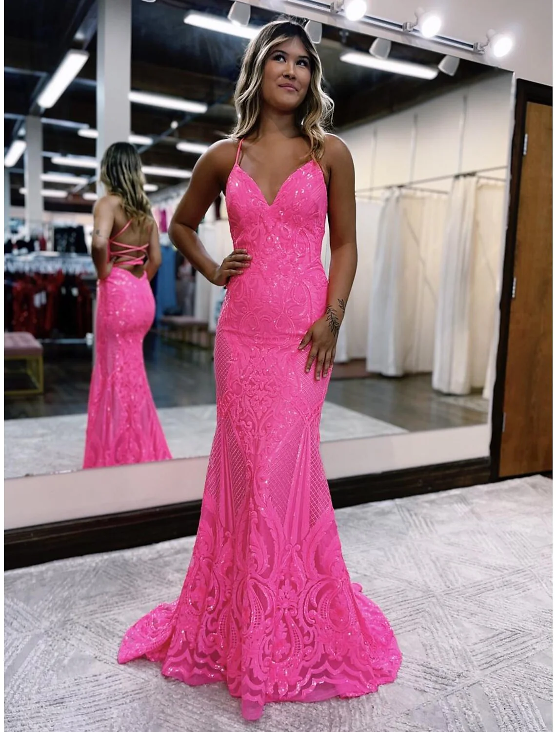 Mermaid / Trumpet Prom Dresses Sparkle & Shine Dress Formal Sweep / Brush Train Sleeveless V Neck Sequined Backless with Glitter Sequin - TREBLEV