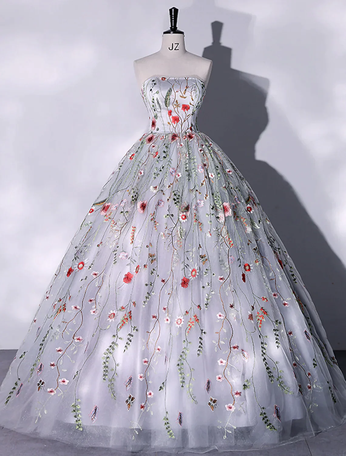 Evening Gown Elegant Dress Quinceanera Floor Length Sleeveless Strapless Lace Embroidery - TREBLEV