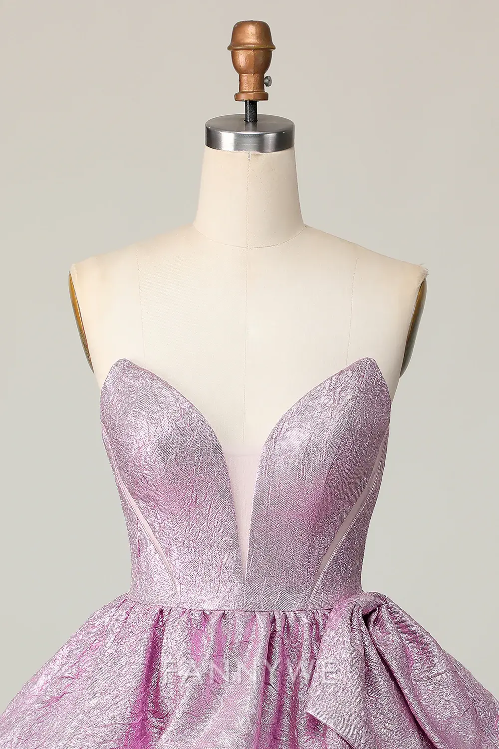 FannyWe Elegant Light Purple A Line Strapless Short Metallic Homecoming Dress with Ruffles - TREBLEV
