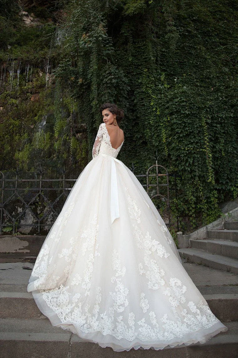 A-line Bateau 3/4 Length Sleeve Ball Gown Bride Dresses Wedding Dresses With Applique Tulle - TREBLEV