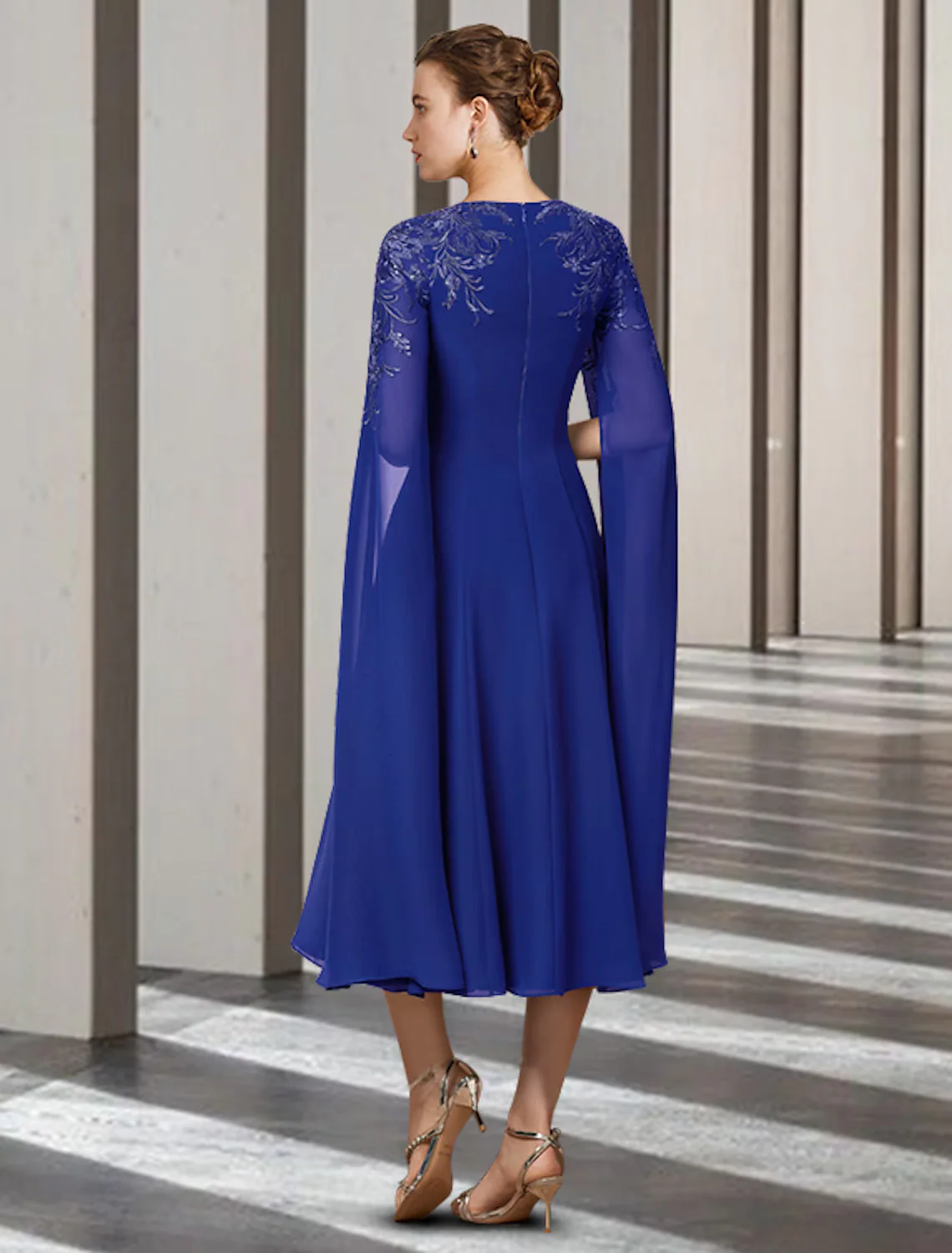 A-Line Mother of the Bride Dress Elegant Chiffon Lace Sleeveless with Appliques - TREBLEV