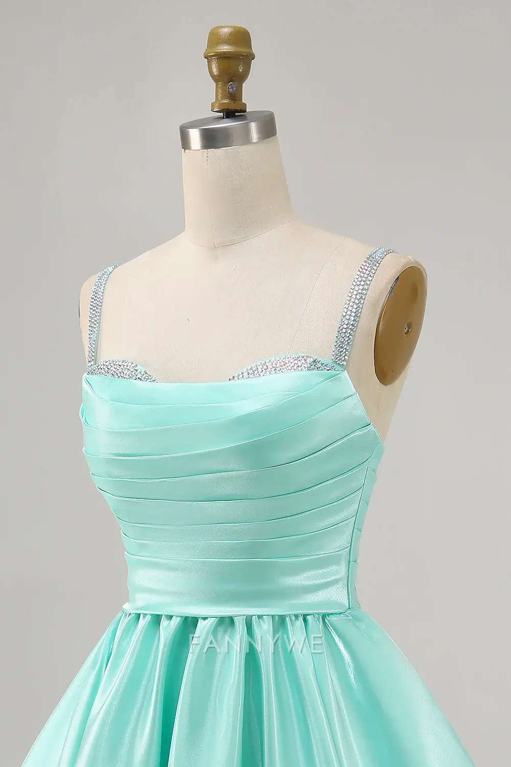 FannyWe Elegant Sparkly Mint Green Ruched Satin Short Homecoming Dress with Beading hot sale - TREBLEV