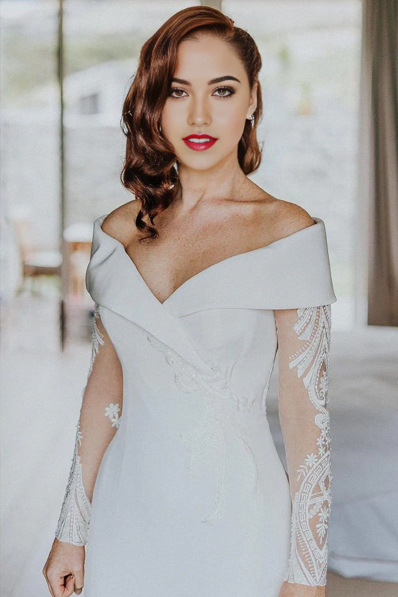 Mermaid V Neck Charming Off the Shoulder Long Sleeves Ball Gown Bridal Dresses Wedding Dresses - TREBLEV