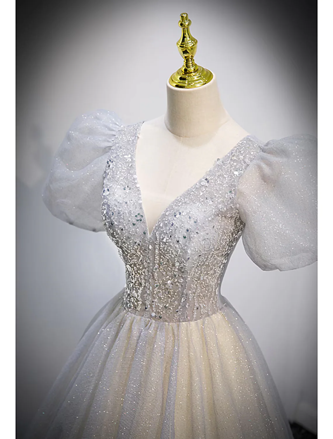 Ball Gown Quinceanera Dresses Maxi Dress Performance Sweep / Brush Train Short Sleeve V Neck Tulle with Crystals - TREBLEV