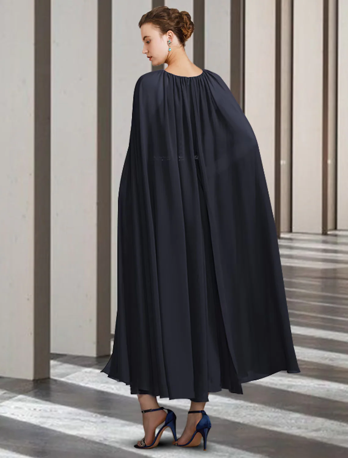 A-Line Mother of the Bride Dress Elegant  Ankle Length Chiffon Sleeveless with Pleats Beading Crystal Brooch - TREBLEV